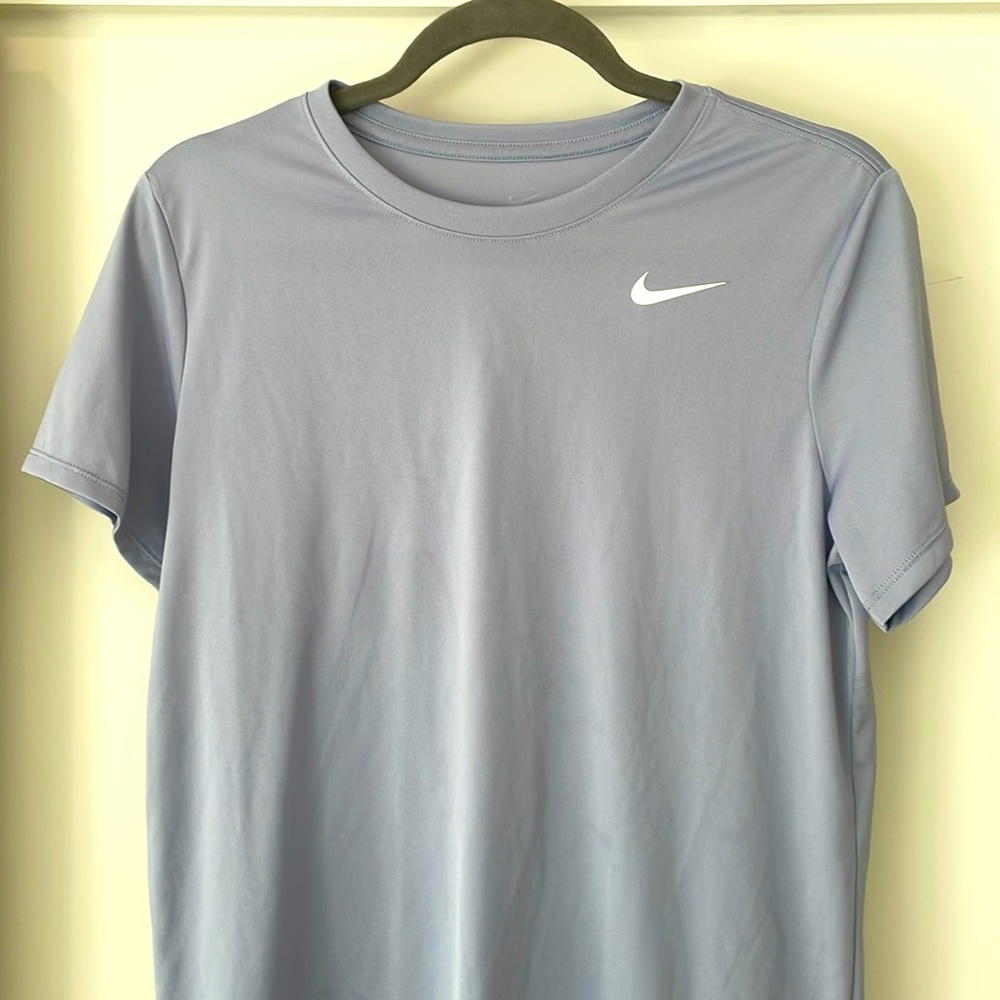 Nike women’s t shirt, size medium, lavender